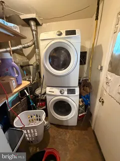 $185,000 | 466 Robinson Drive, Wilmington, DE 19801