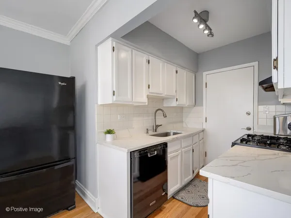 $350,000 | 1104 West Montana Street, Unit 3, Chicago, IL 60614