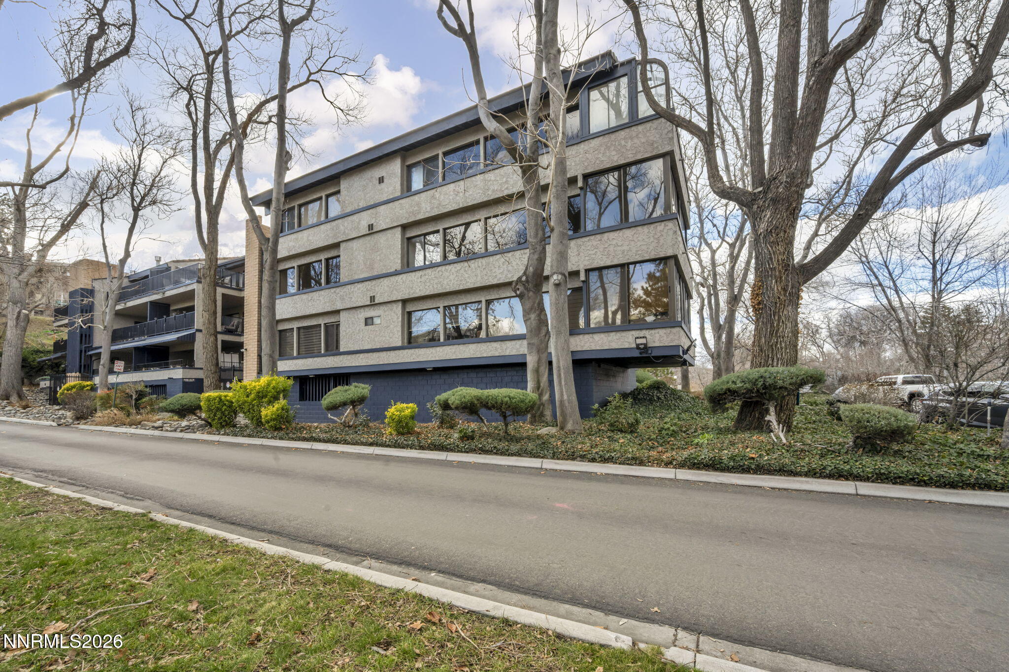 508 Island Avenue Reno, NV 89501 - Photo 4 of 30 Building Facing East
