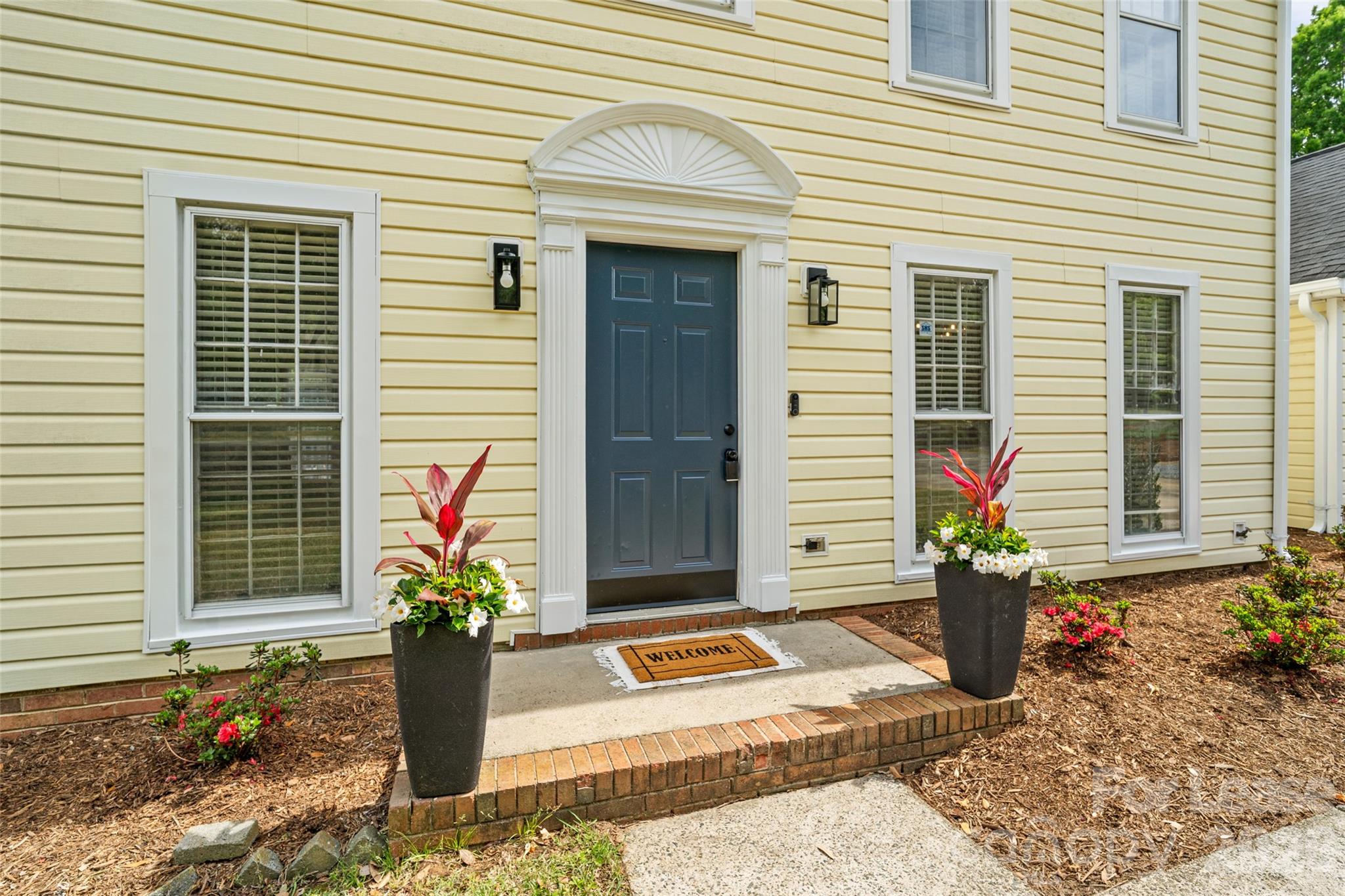 6600-6602 Porterfield Road Charlotte, NC 28226 - Photo 3 of 32