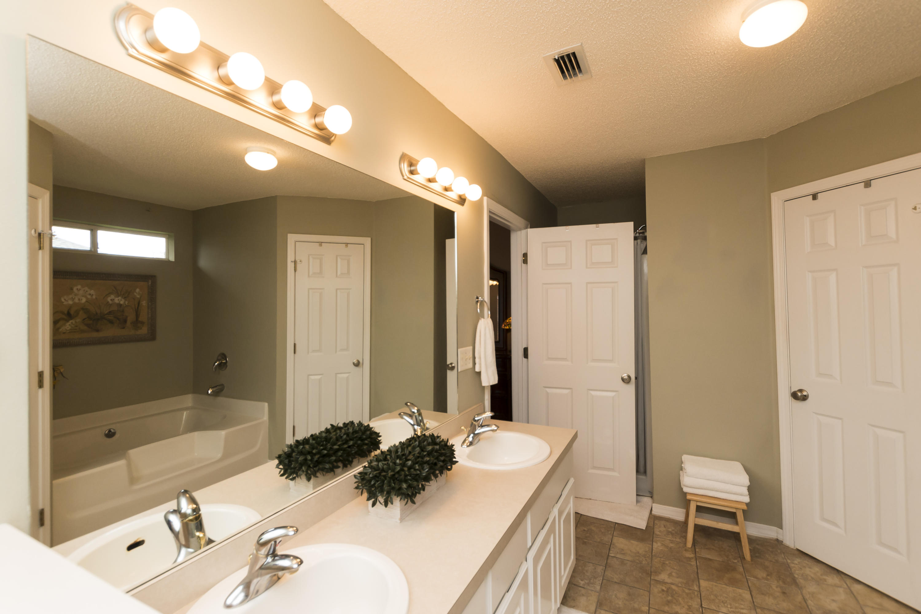 689 Randall Roberts Road Fort Walton Beach, FL 32547 - Photo 28 of 38 Gallery Image 28