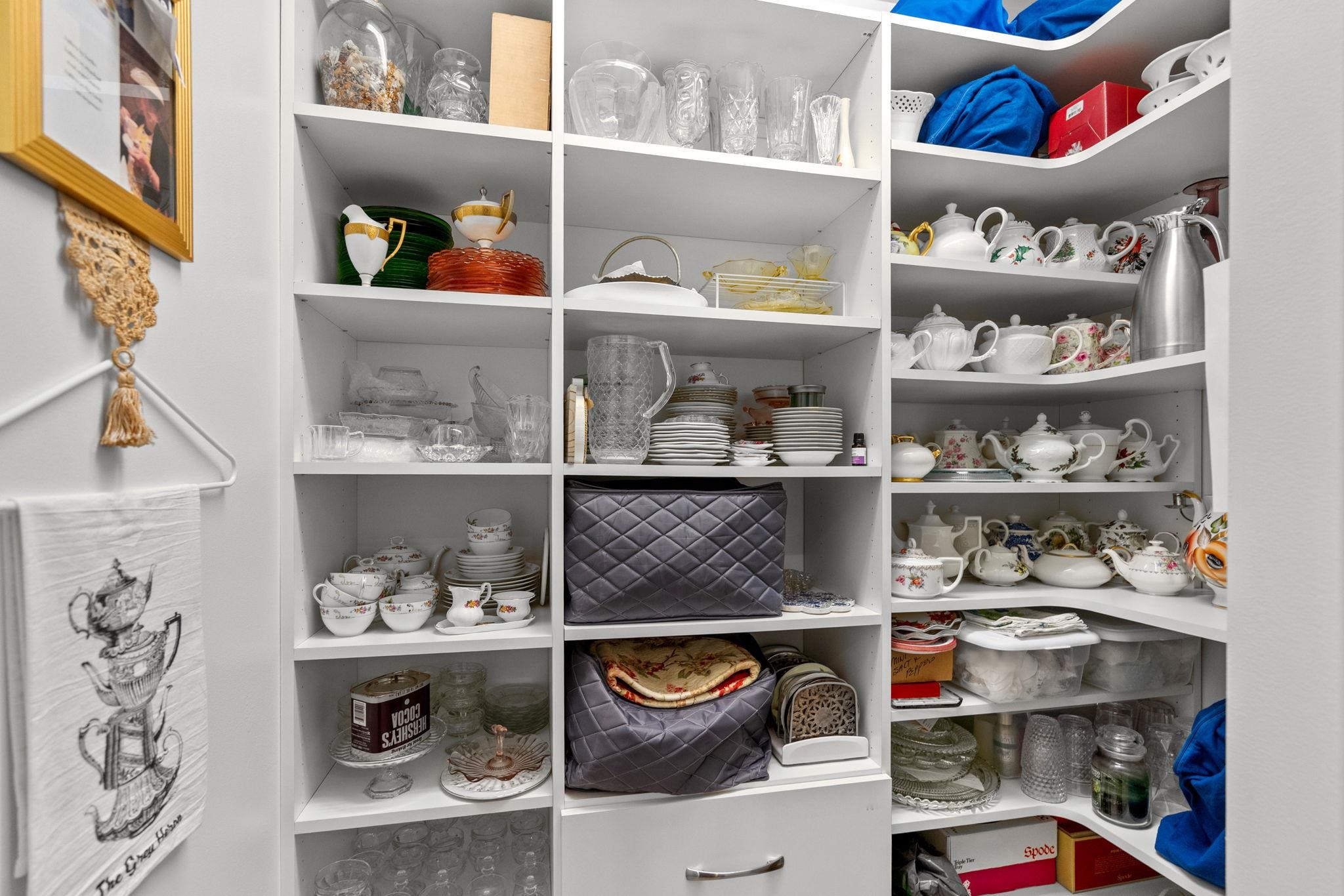 699 Bullrush Court Calabash, NC 28467 - Photo 28 of 40 View of pantry