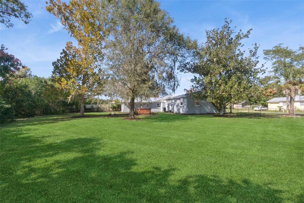 126 Kensington Road DeLand, FL 32724 - Photo 25 of 32