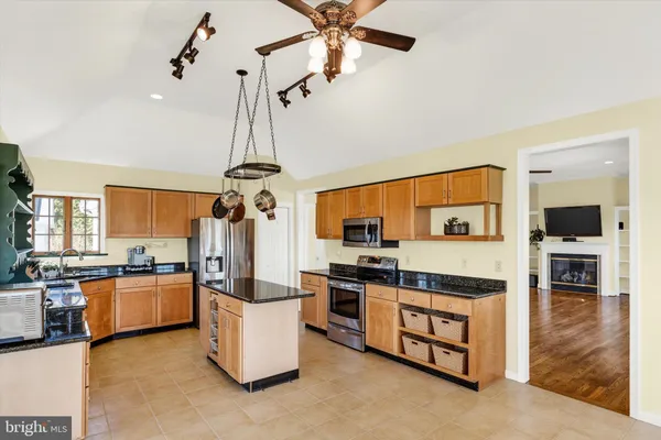 $800,000 | 39 Clearview Court, Elkton, MD 21921