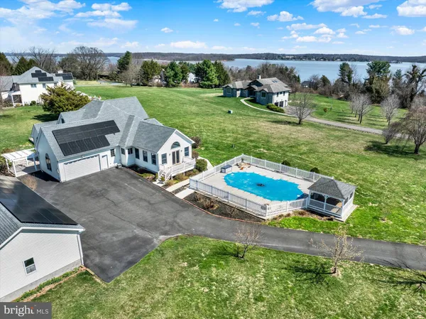 $800,000 | 39 Clearview Court, Elkton, MD 21921