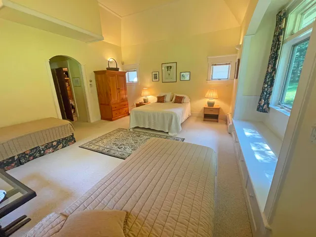 $1,595,000 | 19 Fuller Farm Road, Warren, VT 05674