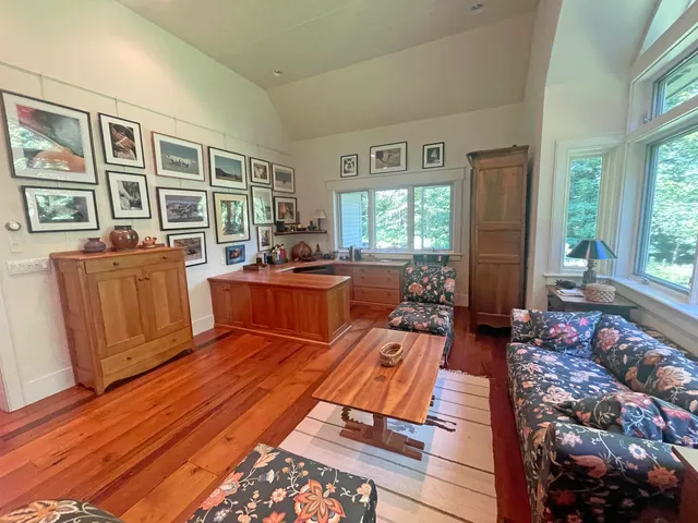 $1,595,000 | 19 Fuller Farm Road, Warren, VT 05674