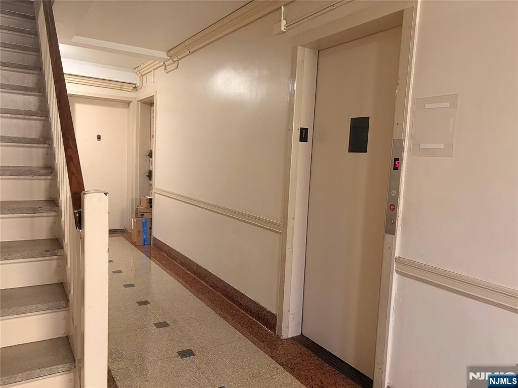 3021 Edwin Avenue Fort Lee, NJ 07024 - Photo 14 of 21