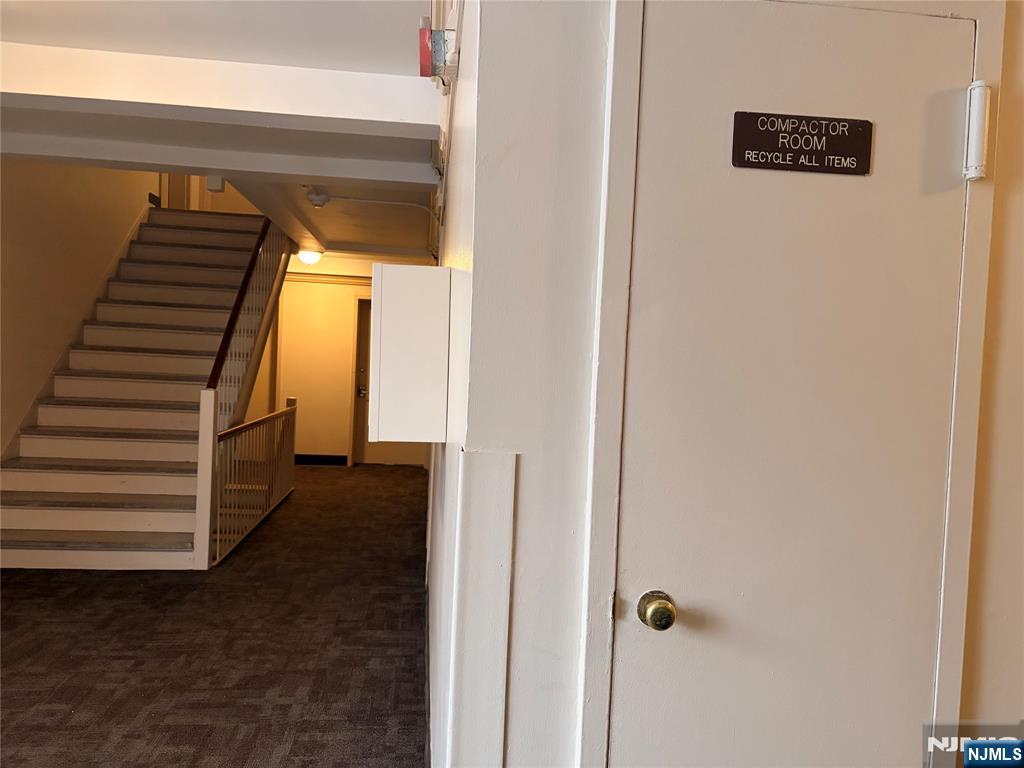 3021 Edwin Avenue Fort Lee, NJ 07024 - Photo 10 of 21