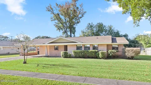 $270,000 | 300 Claymore Drive, Lafayette, LA 70503