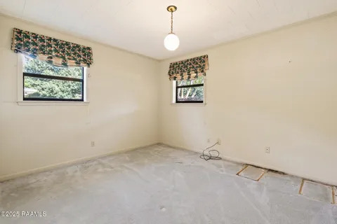 $270,000 | 300 Claymore Drive, Lafayette, LA 70503