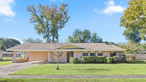$270,000 | 300 Claymore Drive, Lafayette, LA 70503