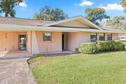 $270,000 | 300 Claymore Drive, Lafayette, LA 70503