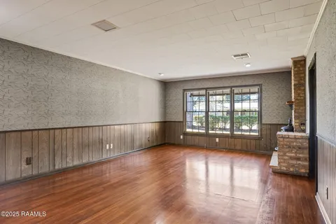 $270,000 | 300 Claymore Drive, Lafayette, LA 70503