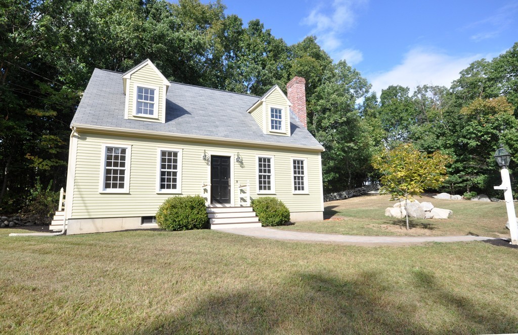 219 Randall Road Berlin, MA 01503 - Photo 2 of 30