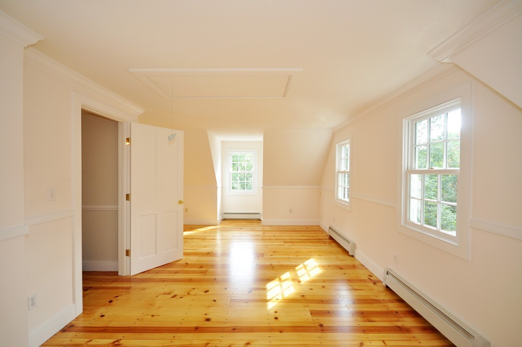219 Randall Road Berlin, MA 01503 - Photo 21 of 30