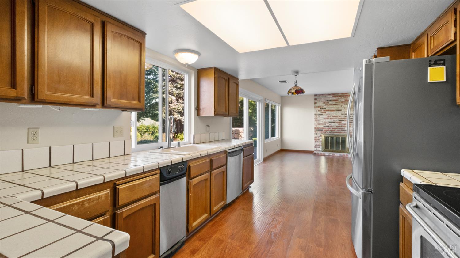 309 Drake Court Benicia, CA 94510 - Photo 17 of 56