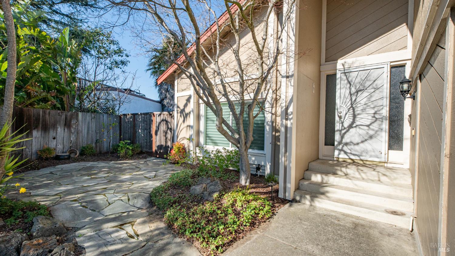 309 Drake Court Benicia, CA 94510 - Photo 4 of 56