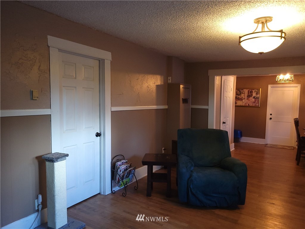 221 Cowlitz Road Winlock, WA 98596 - Photo 4 of 37 Gallery Image 4