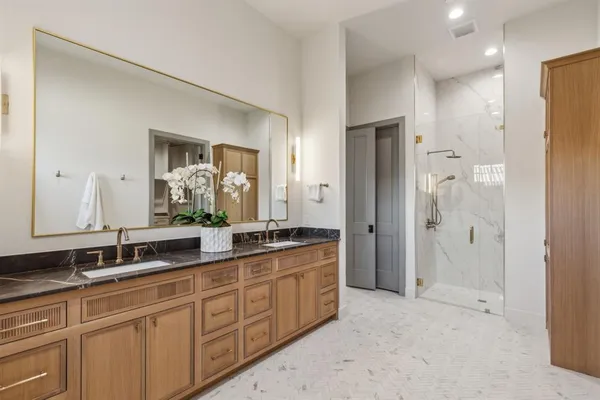 $2,999,997 | 10 Catalonia Drive, Westlake, TX 76262
