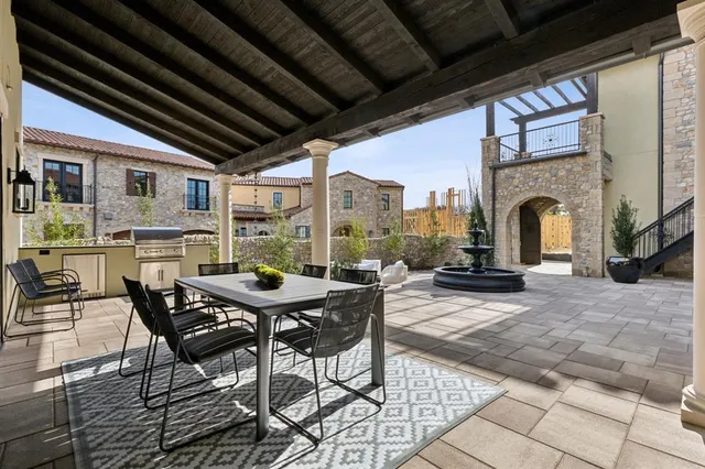 $2,999,997 | 10 Catalonia Drive, Westlake, TX 76262