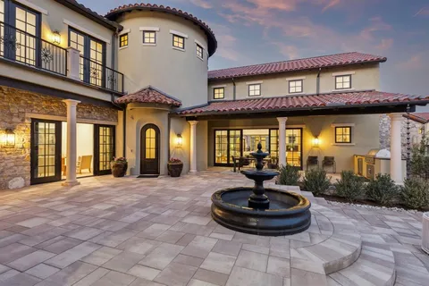 $2,999,997 | 10 Catalonia Drive, Westlake, TX 76262