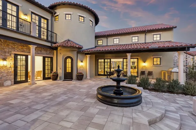 $2,999,997 | 10 Catalonia Drive, Westlake, TX 76262