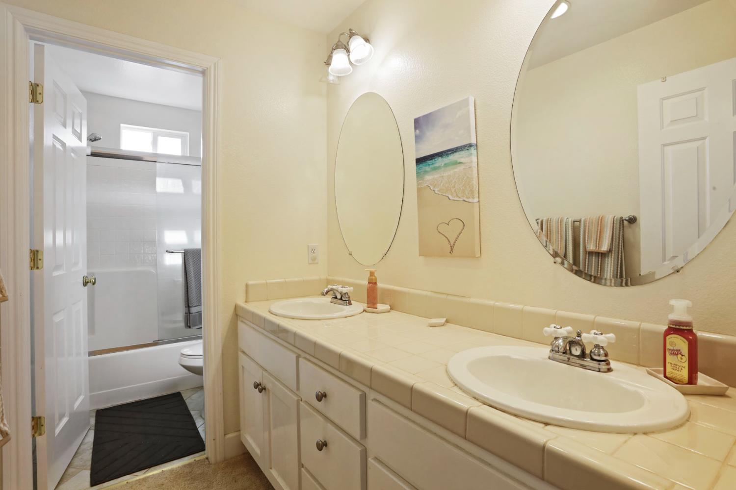 2736 Daisy Lane Tracy, CA 95377 - Photo 37 of 52