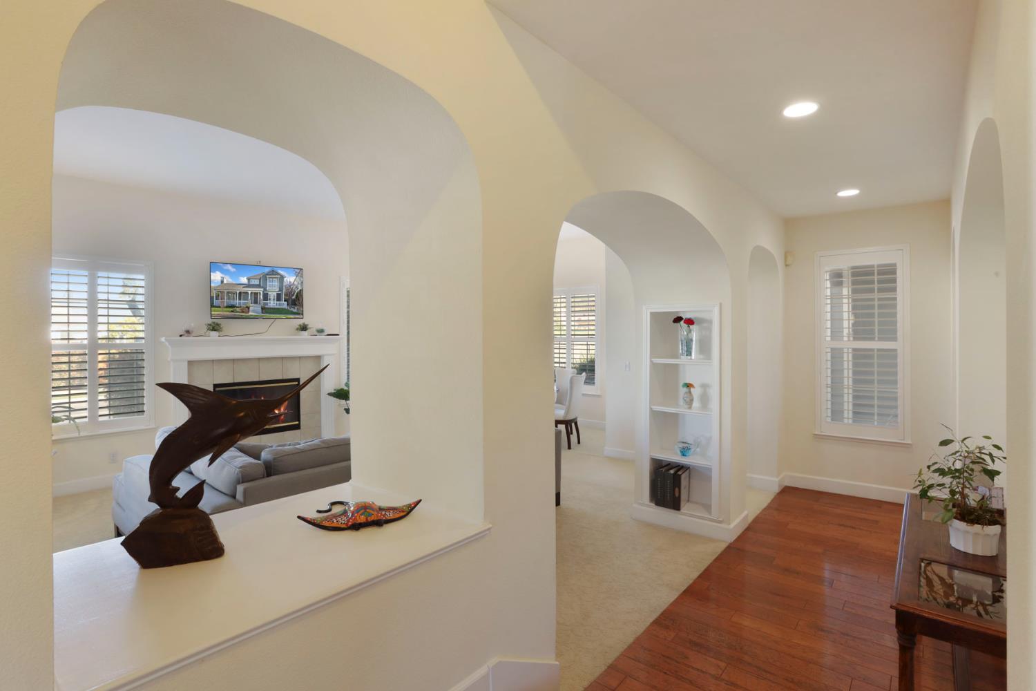 2736 Daisy Lane Tracy, CA 95377 - Photo 8 of 52