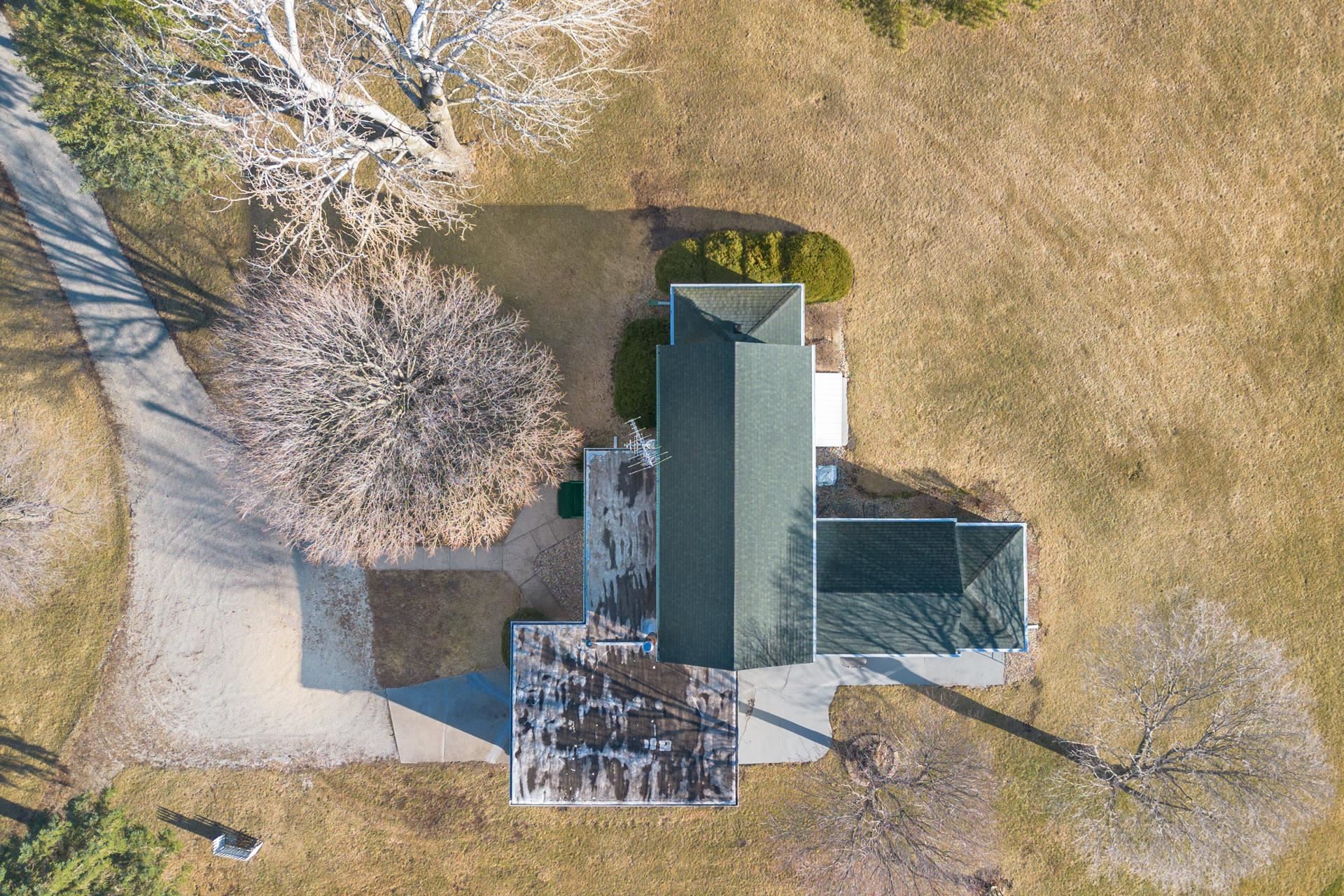 190 North 20th Road Peru, IL 61354 - Photo 8 of 45 a front view of a house with trees