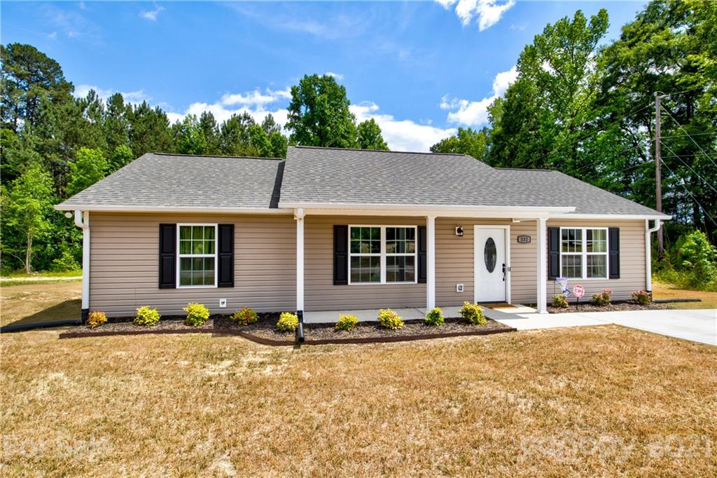 532 Edwards Road Fort Lawn, SC 29714 - Photo 3 of 26 Gallery Image 3