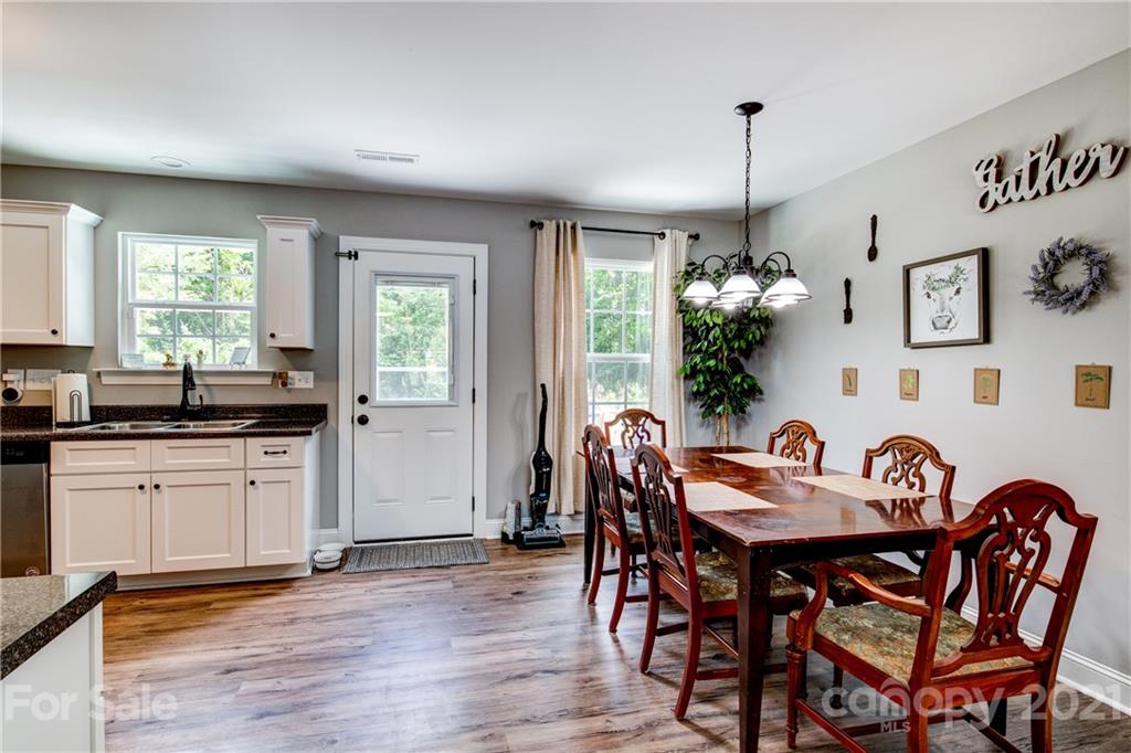 532 Edwards Road Fort Lawn, SC 29714 - Photo 9 of 26 Gallery Image 9