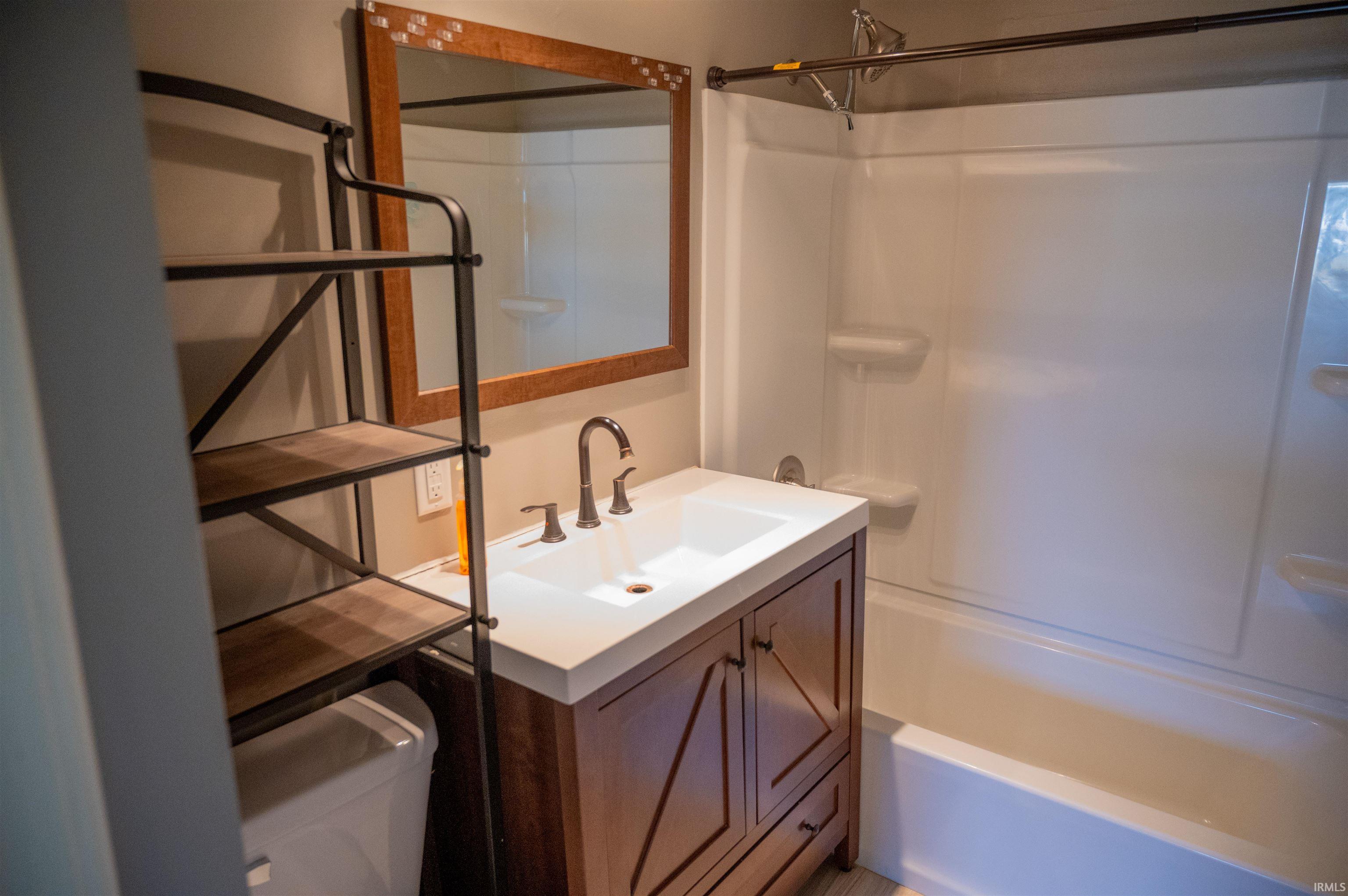 9157 Goshen Road Fort Wayne, IN 46818 - Photo 15 of 24