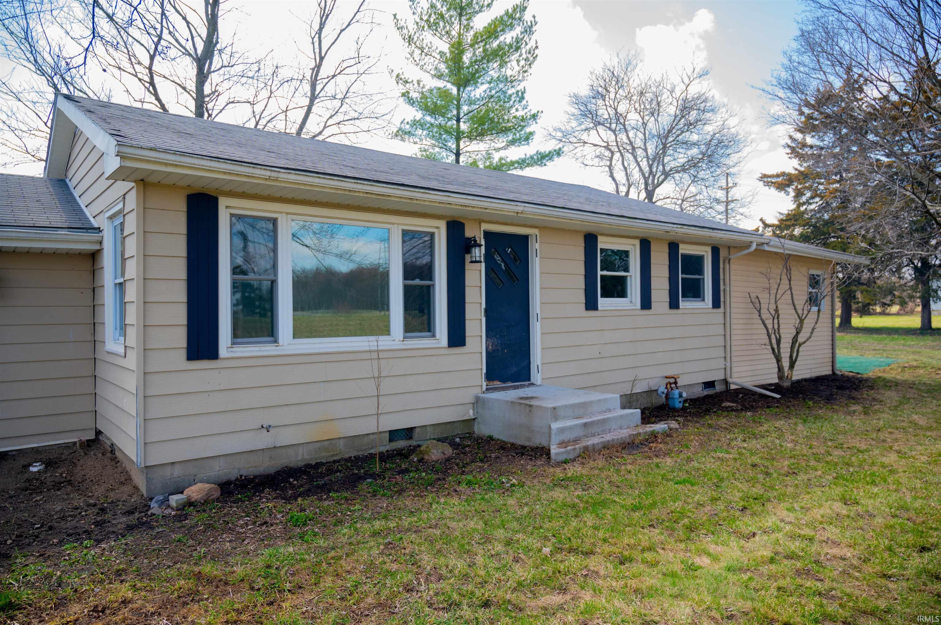 9157 Goshen Road Fort Wayne, IN 46818 - Photo 5 of 24