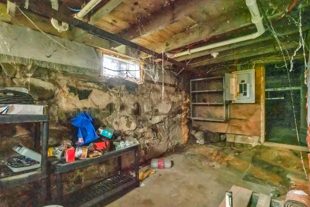 $555,000 | 15 Picott Road, Kittery, ME 03904