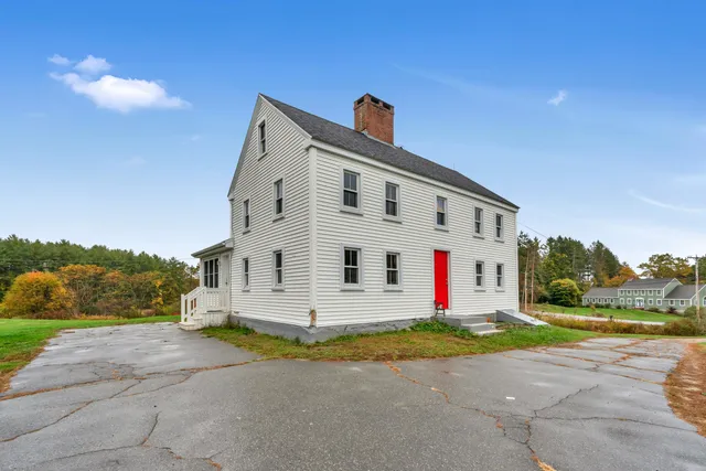 $555,000 | 15 Picott Road, Kittery, ME 03904