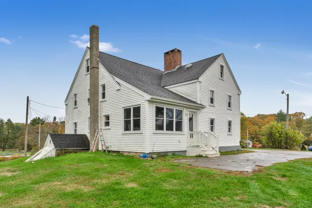 $555,000 | 15 Picott Road, Kittery, ME 03904