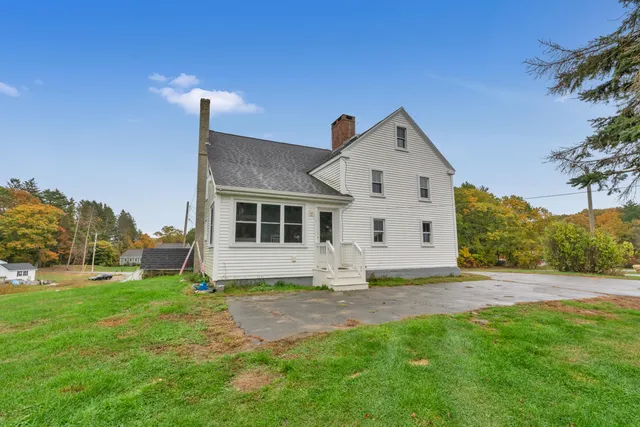 $555,000 | 15 Picott Road, Kittery, ME 03904