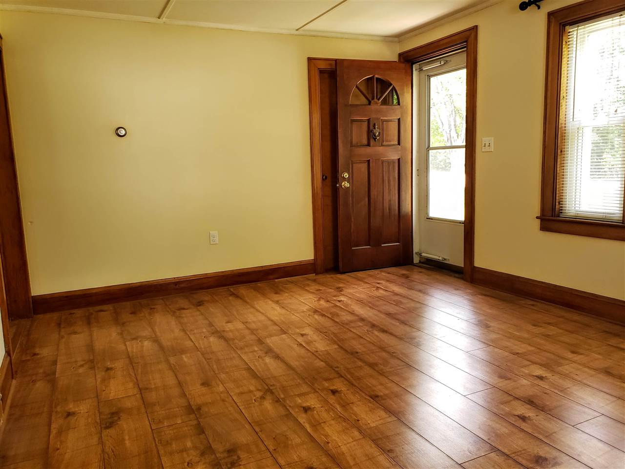 16 Roy Street Concord, NH 03301 - Photo 11 of 30