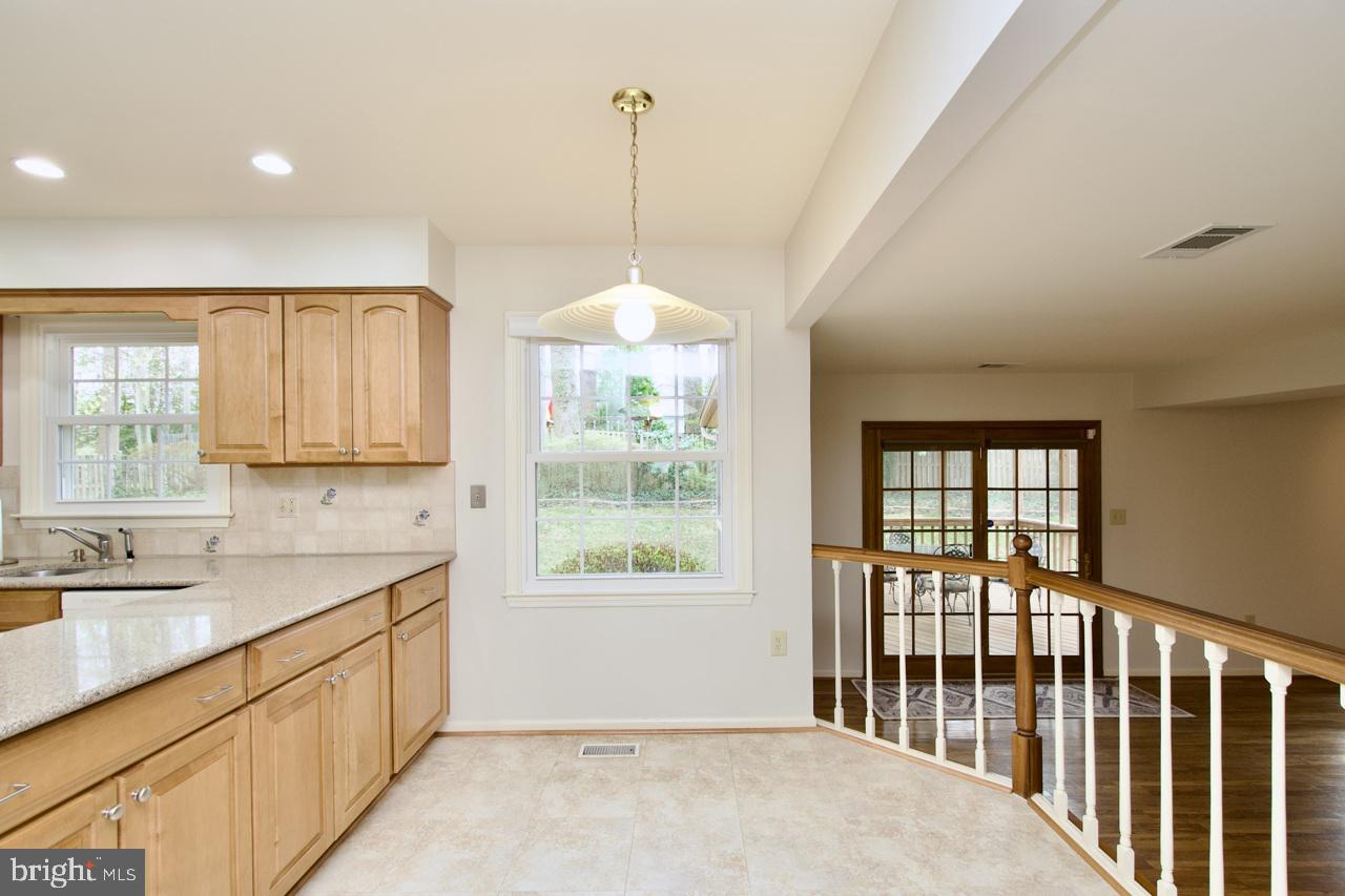 10174 Red Spruce Road Fairfax, VA 22032 - Photo 17 of 48 Gallery Image 17