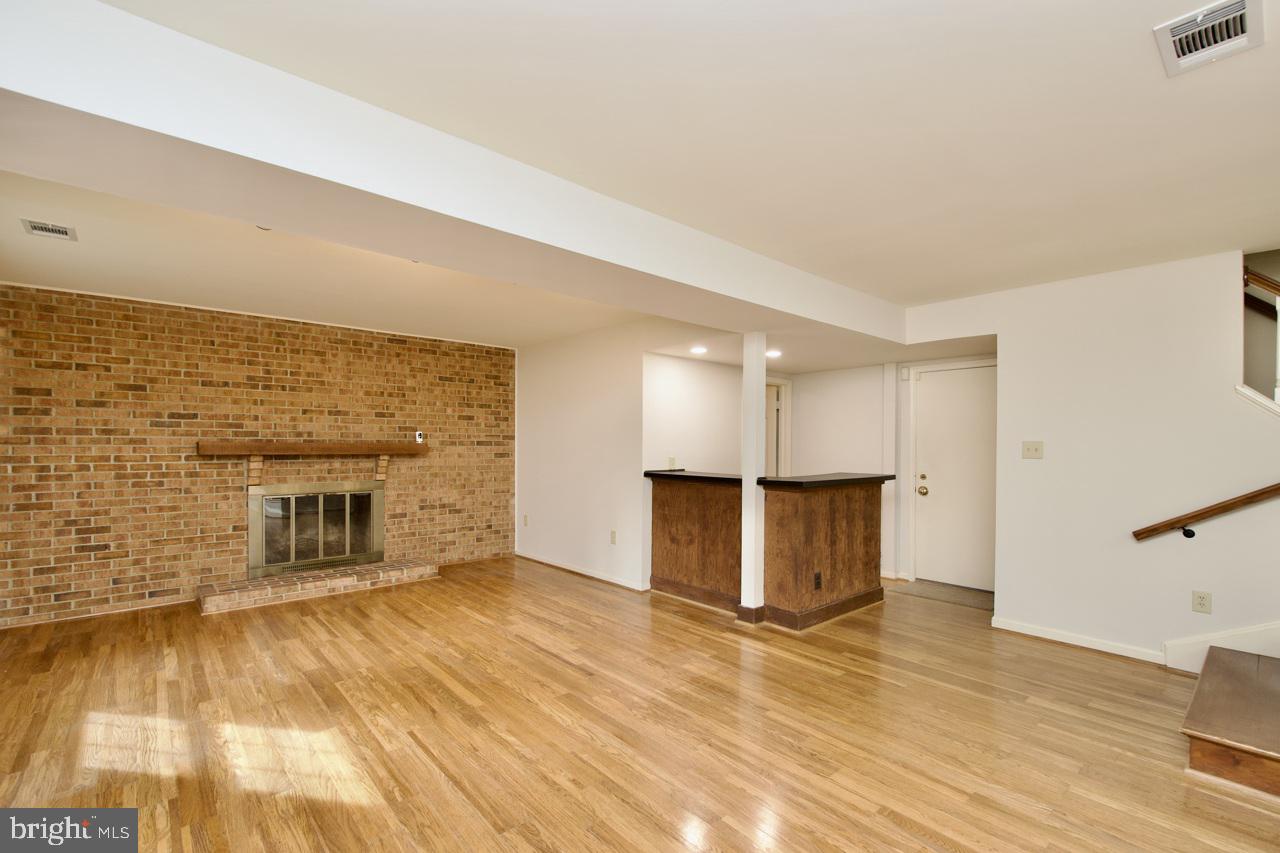 10174 Red Spruce Road Fairfax, VA 22032 - Photo 20 of 48 Gallery Image 20
