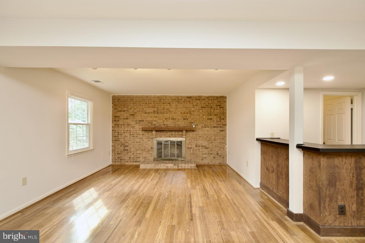 10174 Red Spruce Road Fairfax, VA 22032 - Photo 22 of 48 Gallery Image 22