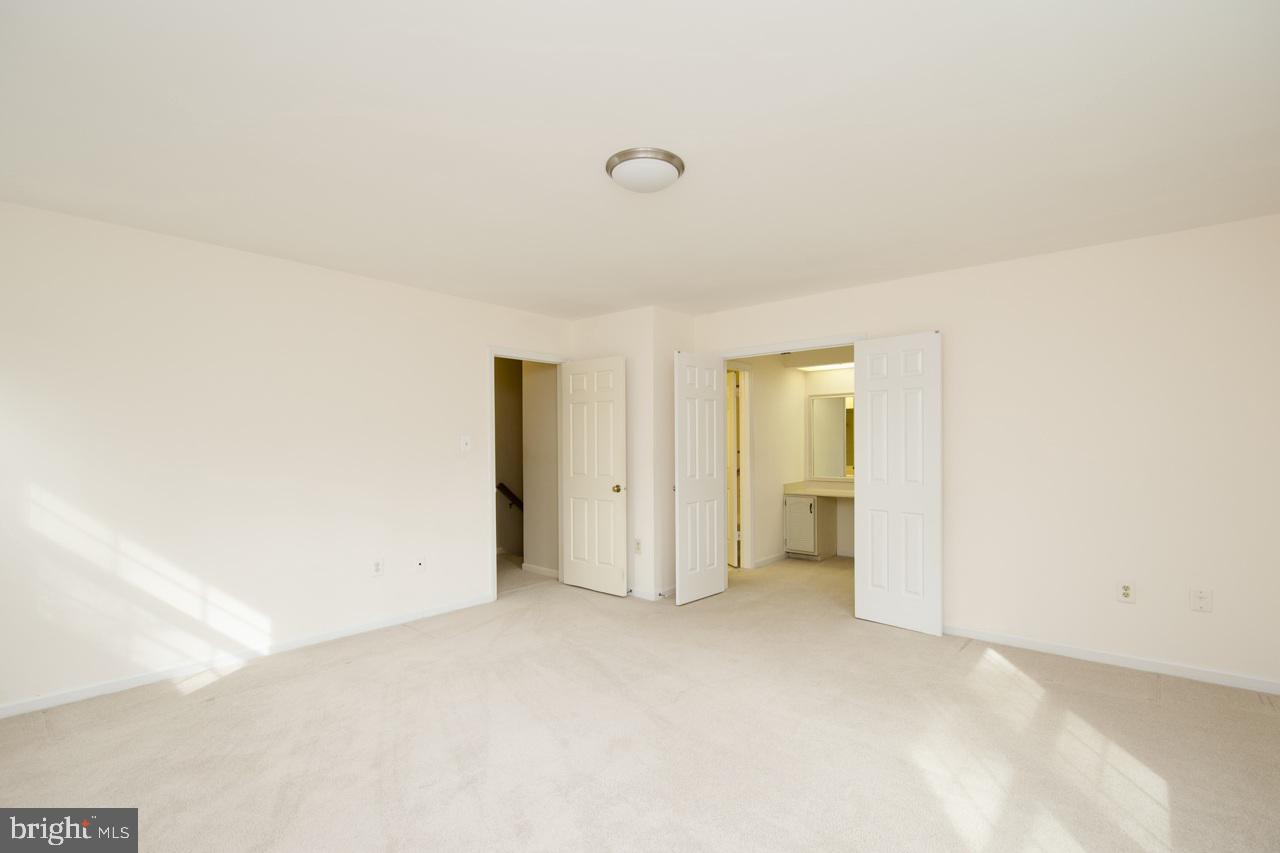 10174 Red Spruce Road Fairfax, VA 22032 - Photo 28 of 48 Gallery Image 28