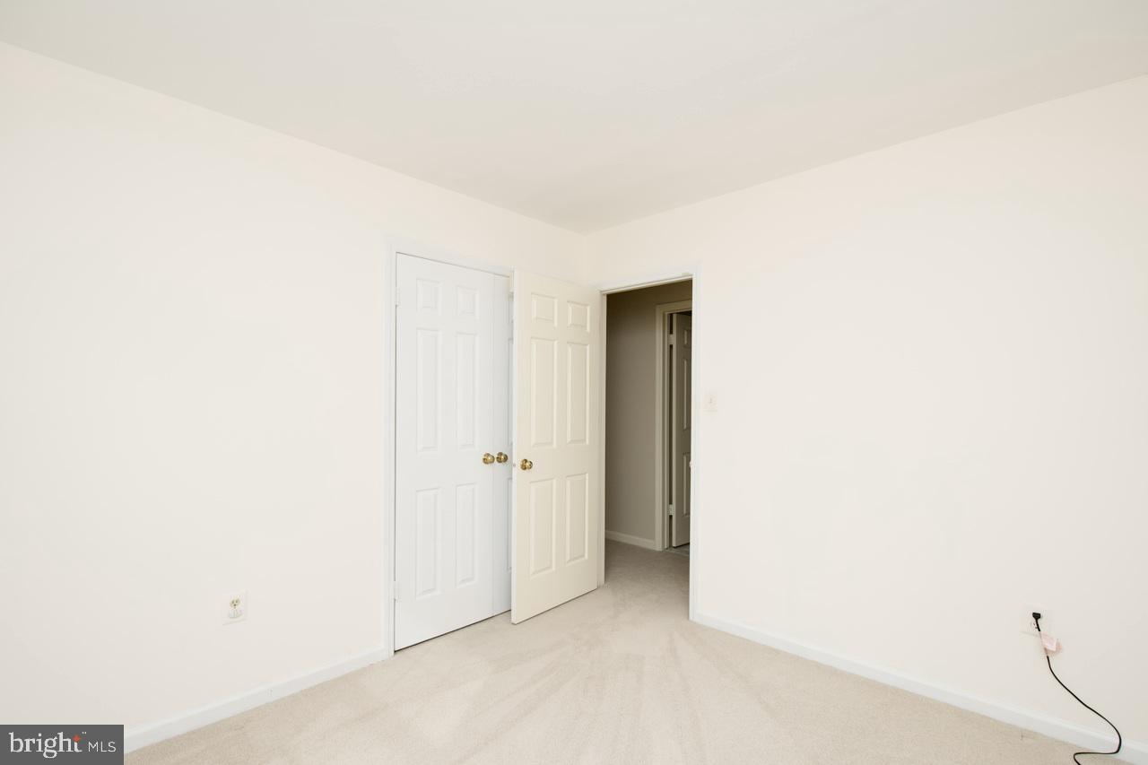 10174 Red Spruce Road Fairfax, VA 22032 - Photo 34 of 48 Gallery Image 34