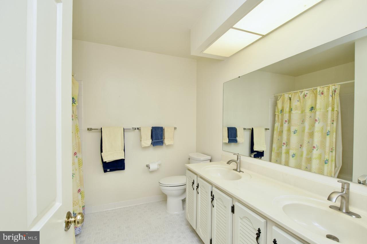 10174 Red Spruce Road Fairfax, VA 22032 - Photo 36 of 48 Gallery Image 36