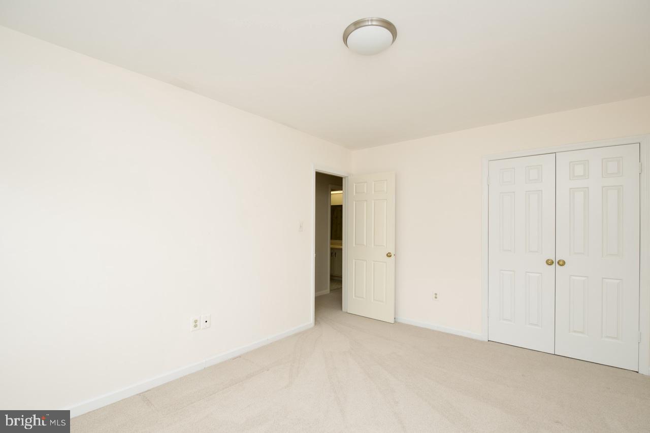 10174 Red Spruce Road Fairfax, VA 22032 - Photo 38 of 48 Gallery Image 38
