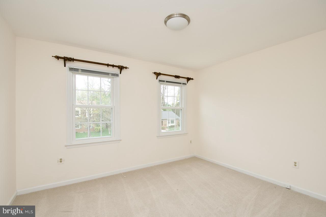 10174 Red Spruce Road Fairfax, VA 22032 - Photo 39 of 48 Gallery Image 39