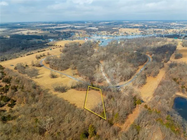 $11,000 | Lot 3046 Lake Viking Terrace, Altamont, MO 64620