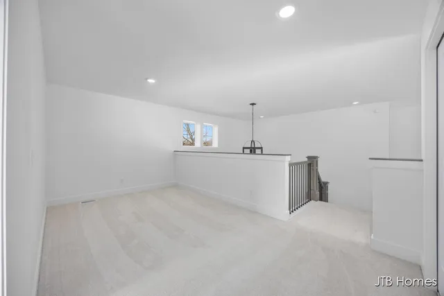 $759,900 | 9520 Alaska Avenue Southeast, Caledonia, MI 49316