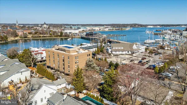 $482,000 | 316 Burnside Street, Unit 203, Annapolis, MD 21403